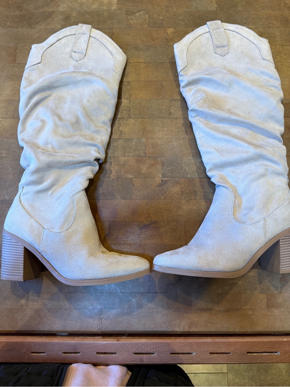 Women's Sz 8 Slouchy Knee-High Block Heel Boots Cream Faux Swede Fall Winter